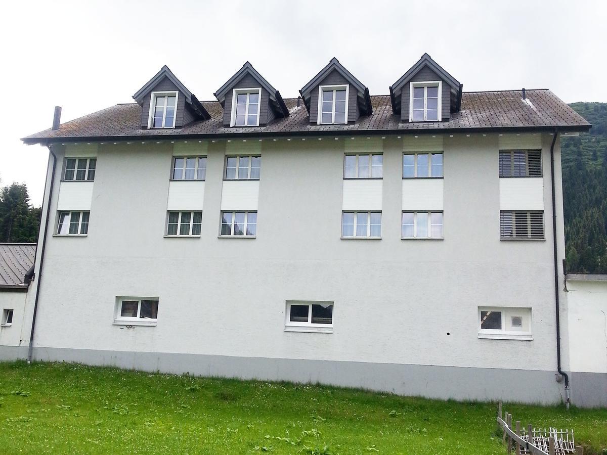 Casa Popolo Andermatt Hostel Ngoại thất bức ảnh